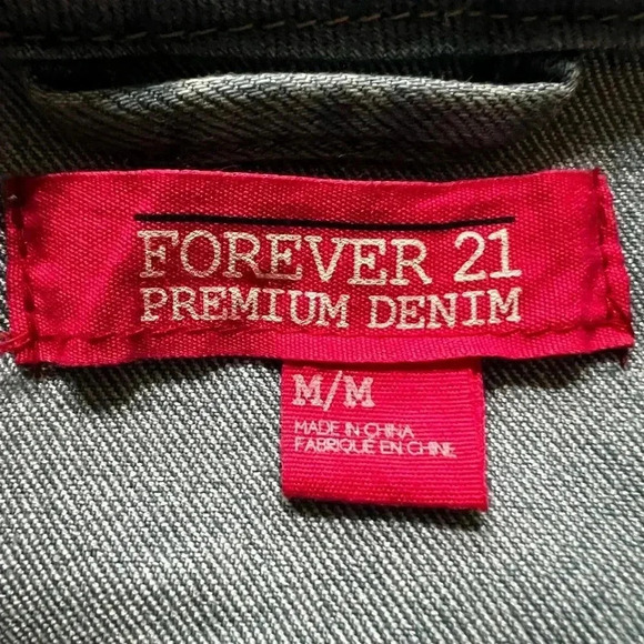 Forever 21 Cropped Jean Jacket Premium Denim Size Medium - Picture 4 of 5